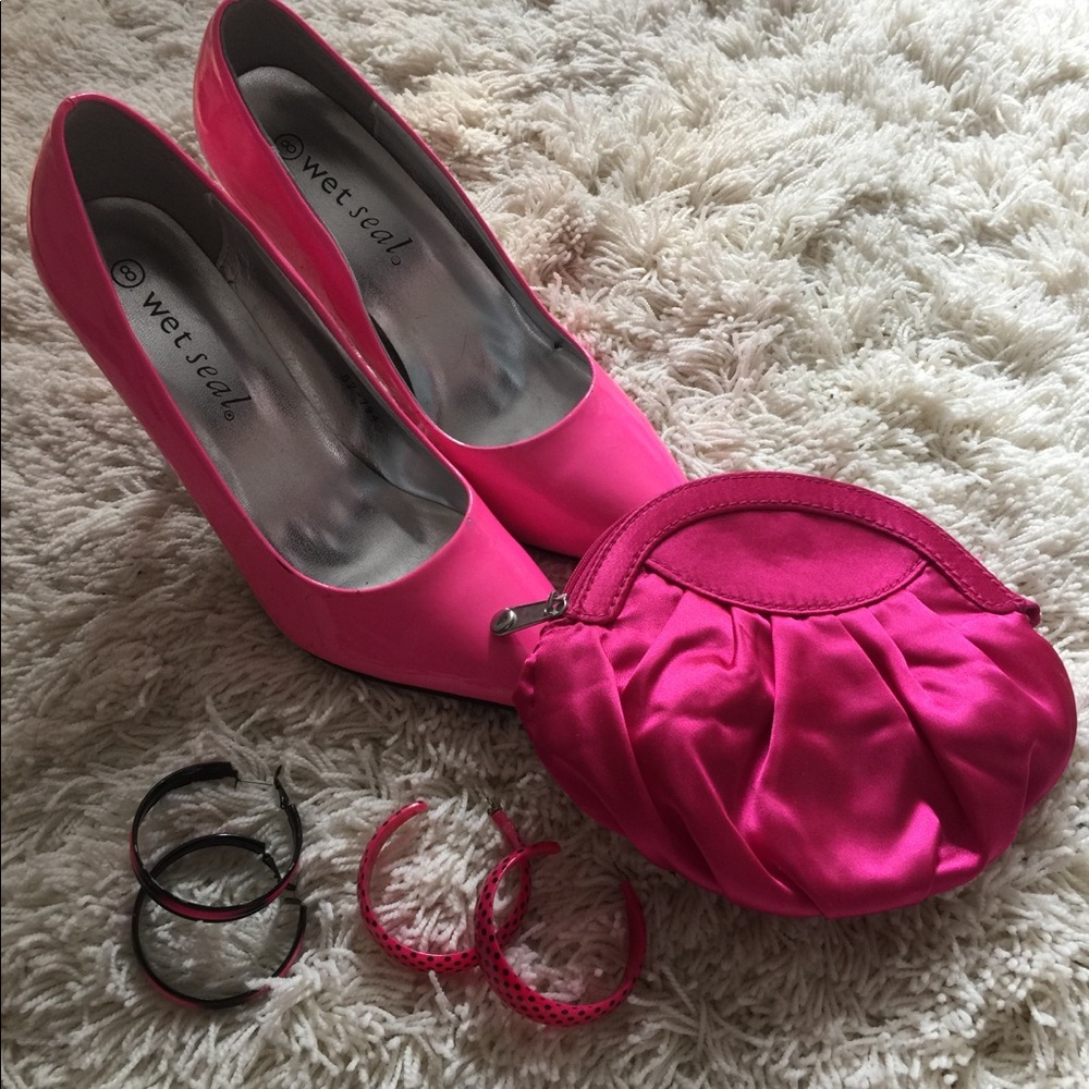 Pink bundle, heels, purse, earrings